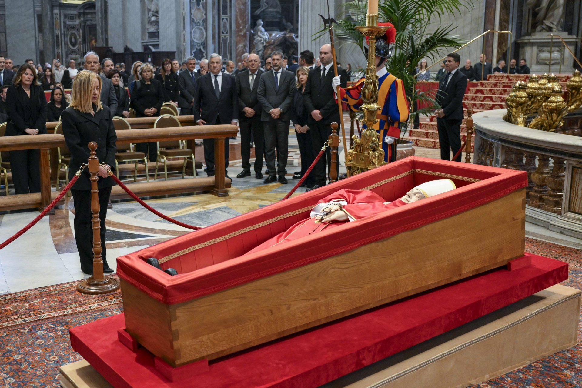 ¿Cuál será el recorrido del cortejo fúnebre del papa Francisco?