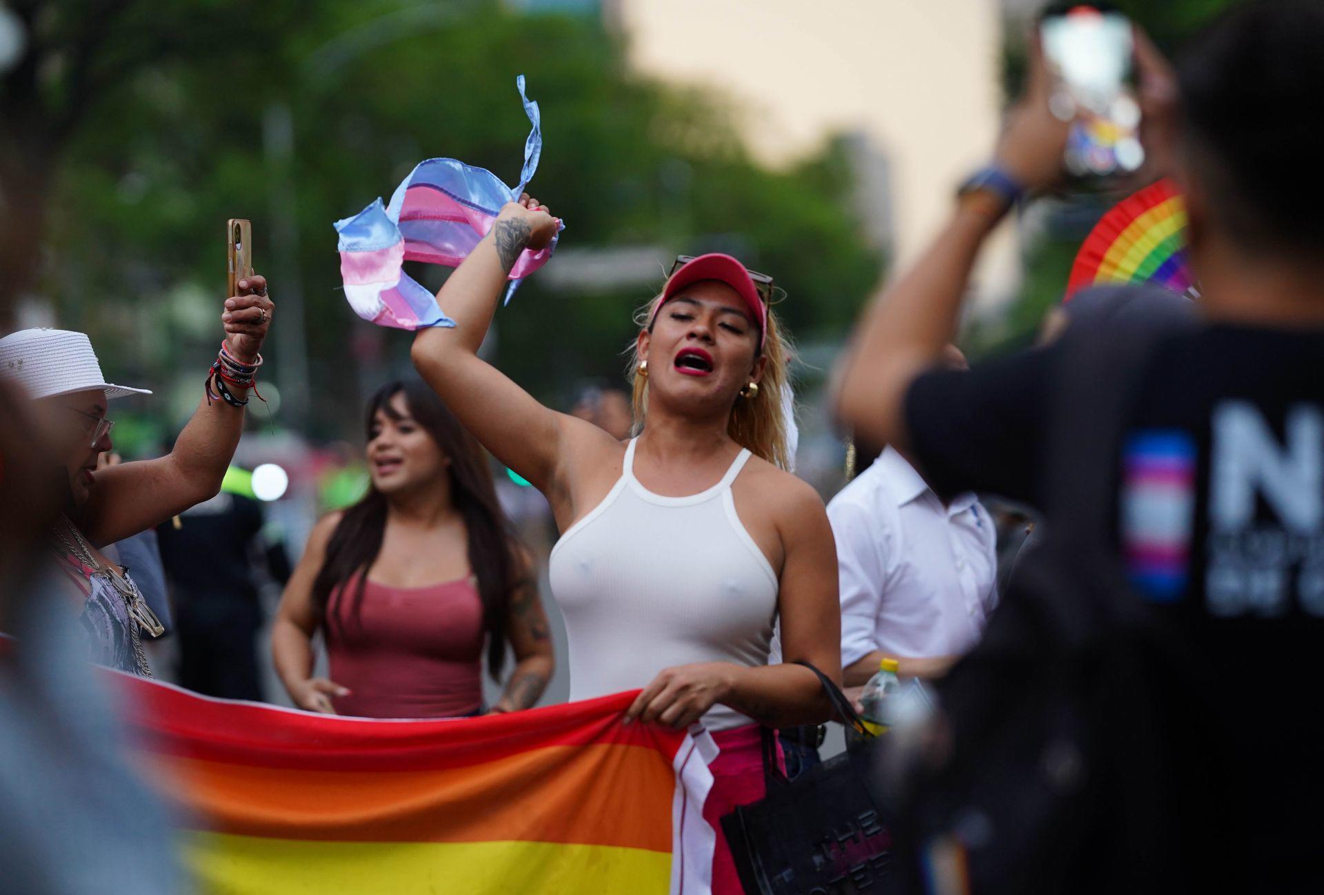 La Suprema Corte invalida que padres puedan someter a terapias de conversión a sus hijos