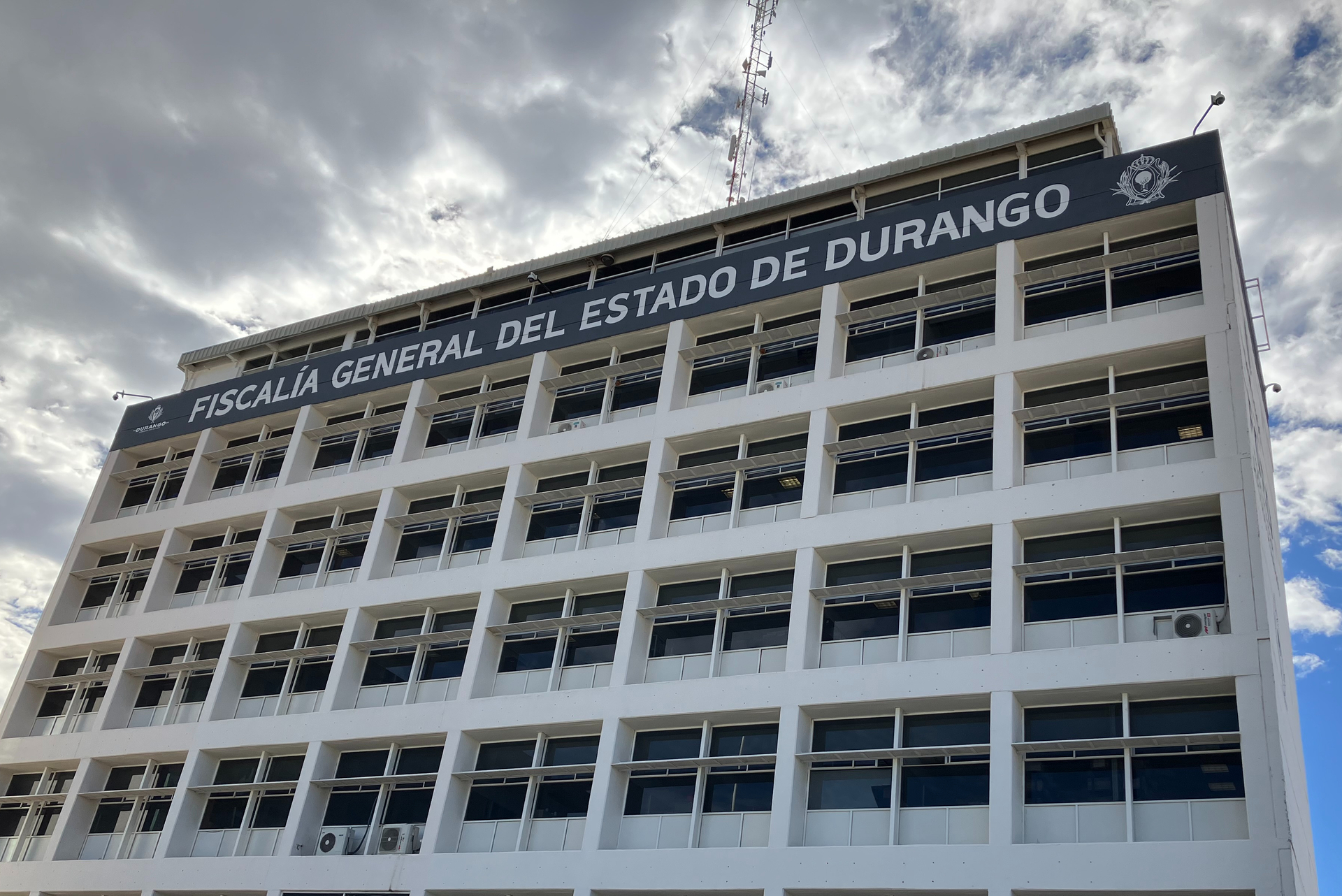 Condenan a más de dos años de prisión a hombre por violencia familiar en Gómez Palacio