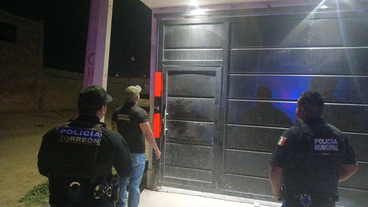 Clausuran quinta por permitir consumo de alcohol entre menores de edad