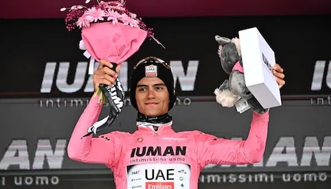 Isaac del Toro sigue líder en el Giro de Italia tras una sólida etapa 15