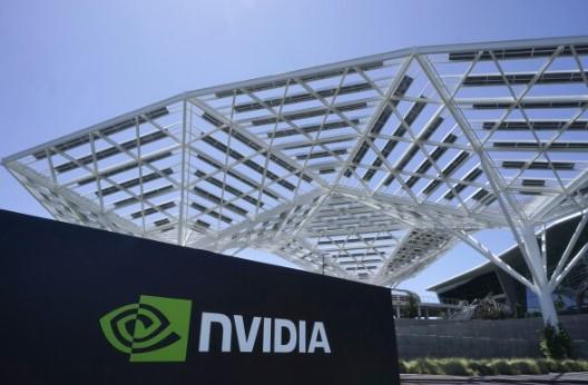 Lanzará EAU, Stargate, proyecto masivo de inteligencia artificial con OpenAI, Oracle y Nvidia