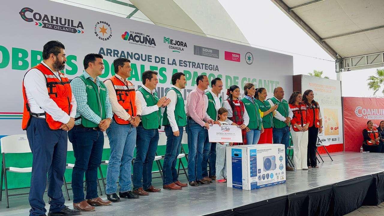 Evalúan replicar modelo de entrega de minisplits en otras regiones de Coahuila