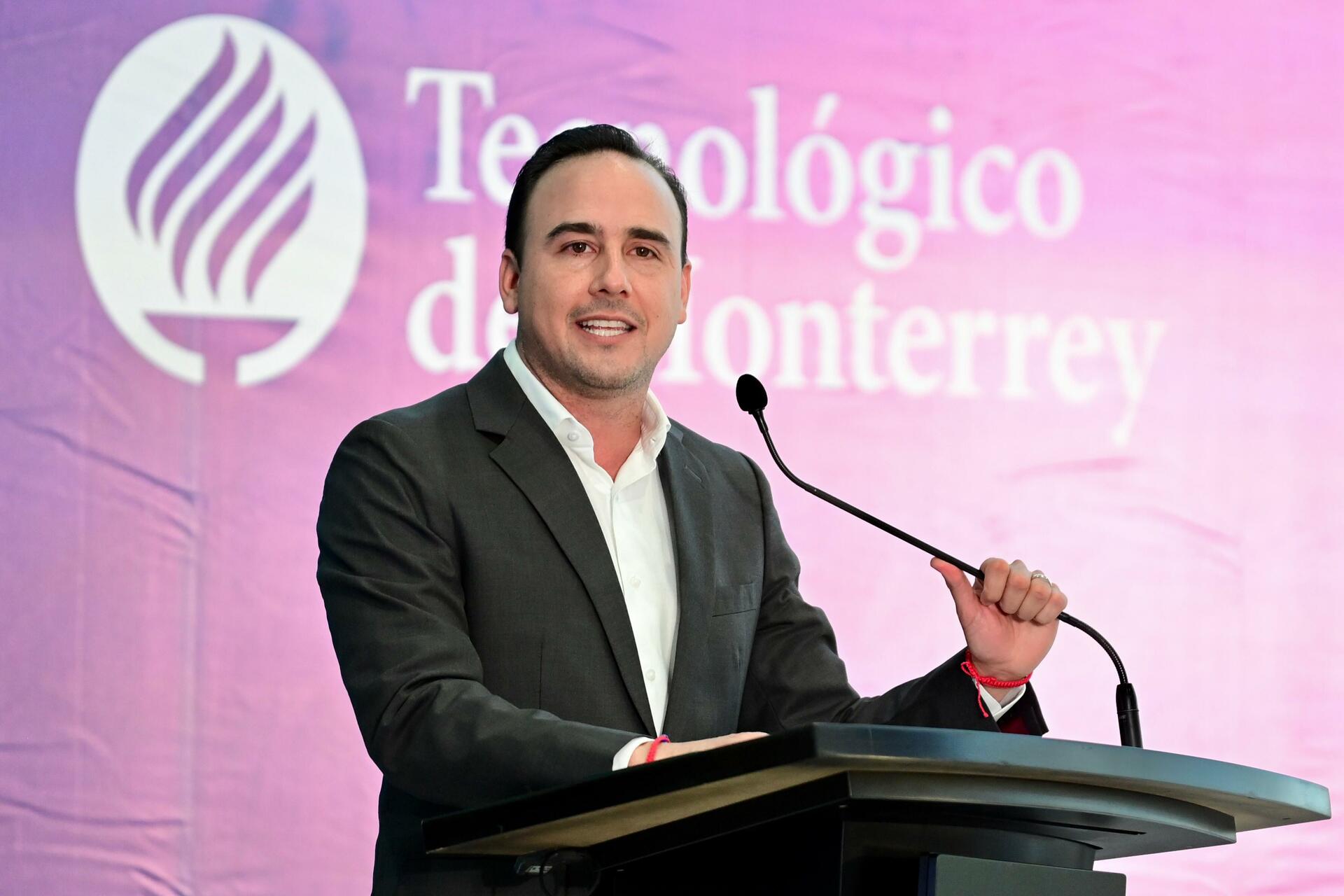 Gobernador reconoce coordinación en cambios y enroques de funcionarios en Torreón