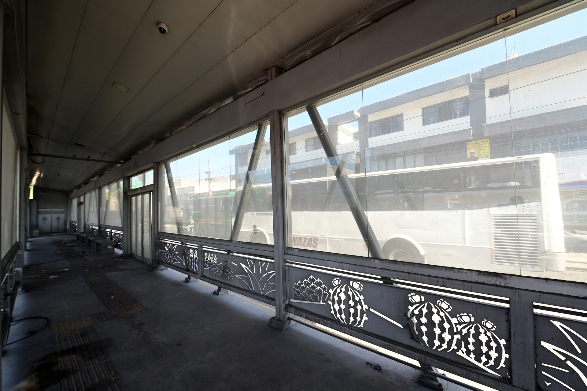 ‘Metrobús, parte del pasado’, dice Román Cepeda al preparar modernización de transporte público