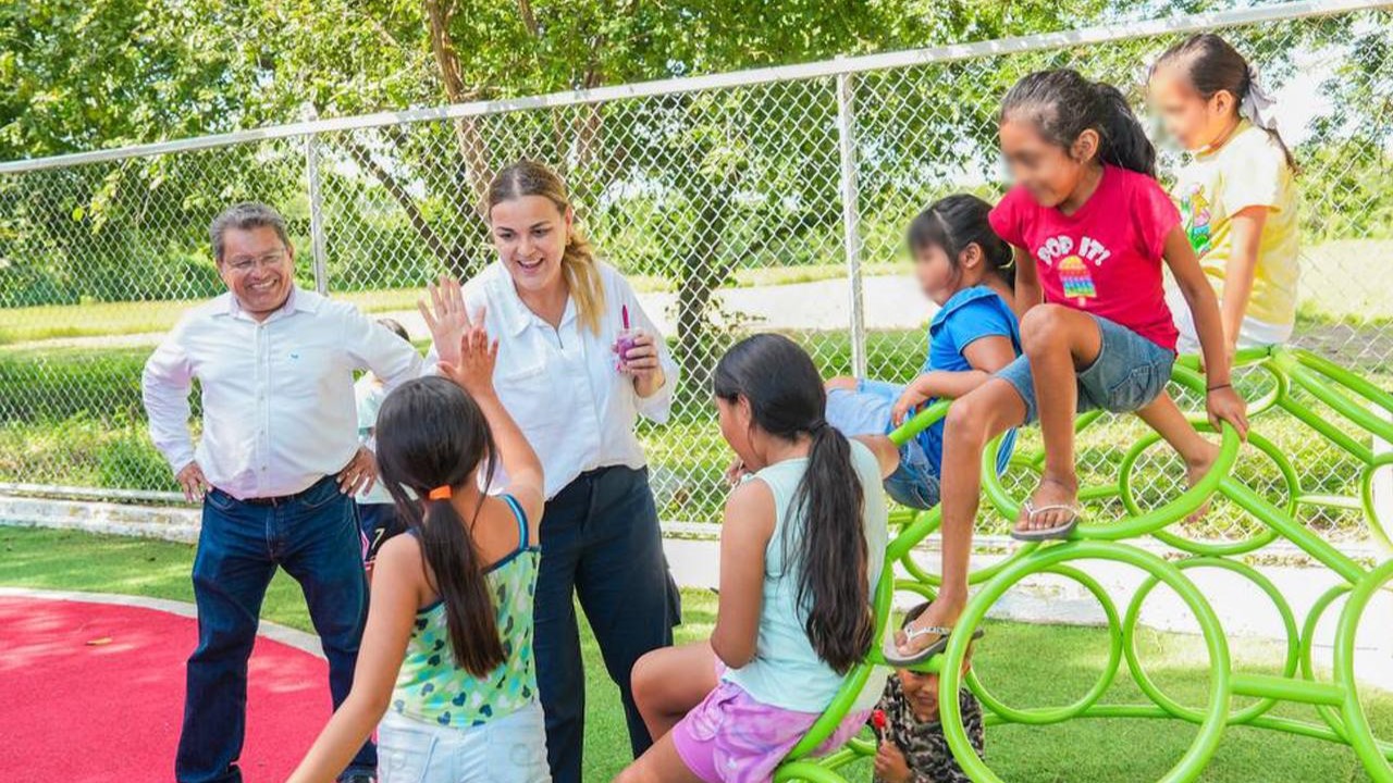 Mérida inaugura parque recreativo infantil