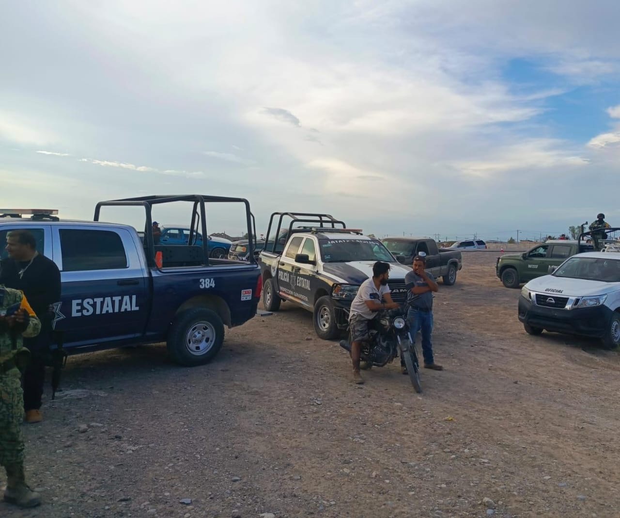 Muere menor de 16 años al tratar de ganarle el paso al tren en su motocicleta en Mapimí