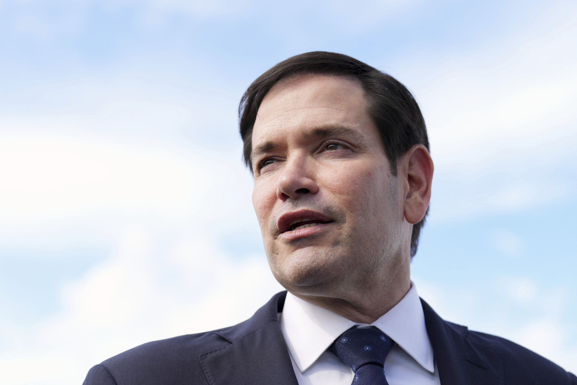 Marco Rubio aterriza en México para reunión con Sheinbaum