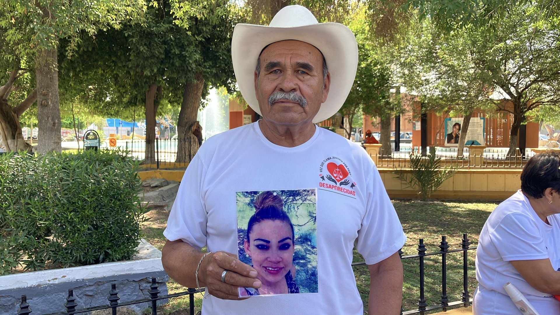 ‘Buscaré a mi hija hasta el último aliento’, afirma don Enrique sobre Cassandra Vallín Limones