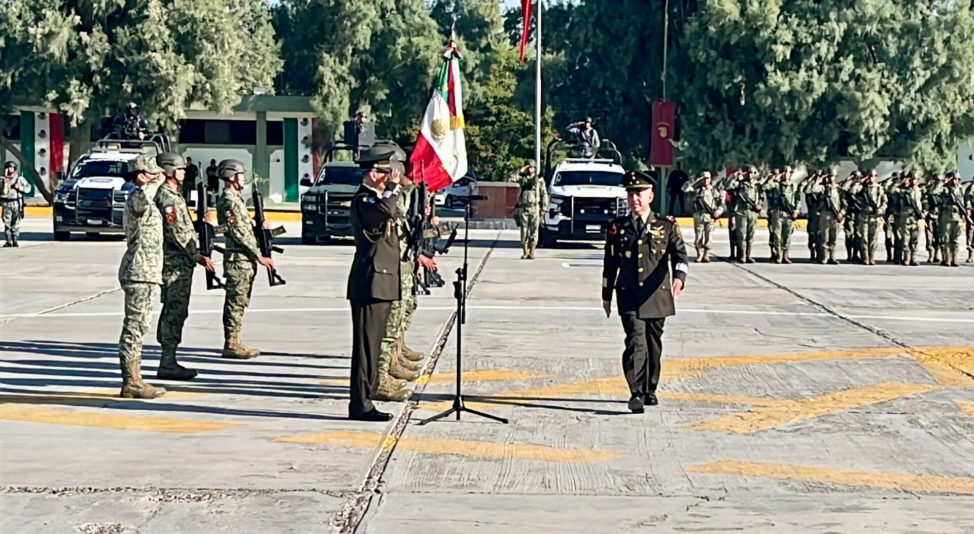 ¿Cuál es la trayectoria de Omar León Arroyo, nuevo titular del Mando Especial?