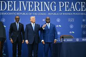 Ruanda y el Congo firmaron un acuerdo de paz junto a Trump mientras persisten los combates en el este africano