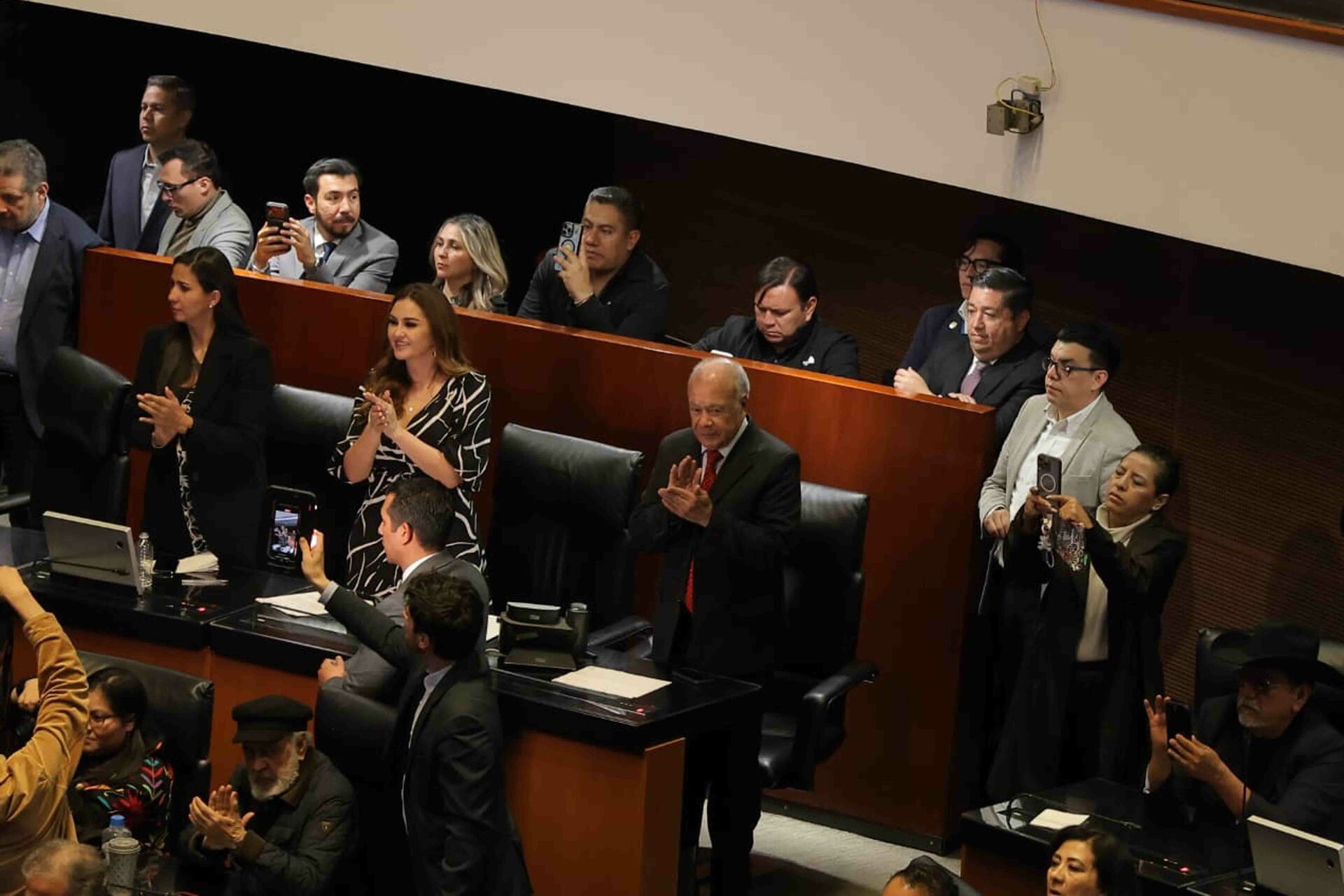 Avalan ‘Plan B’ pero reservan adelantar revocación de mandato