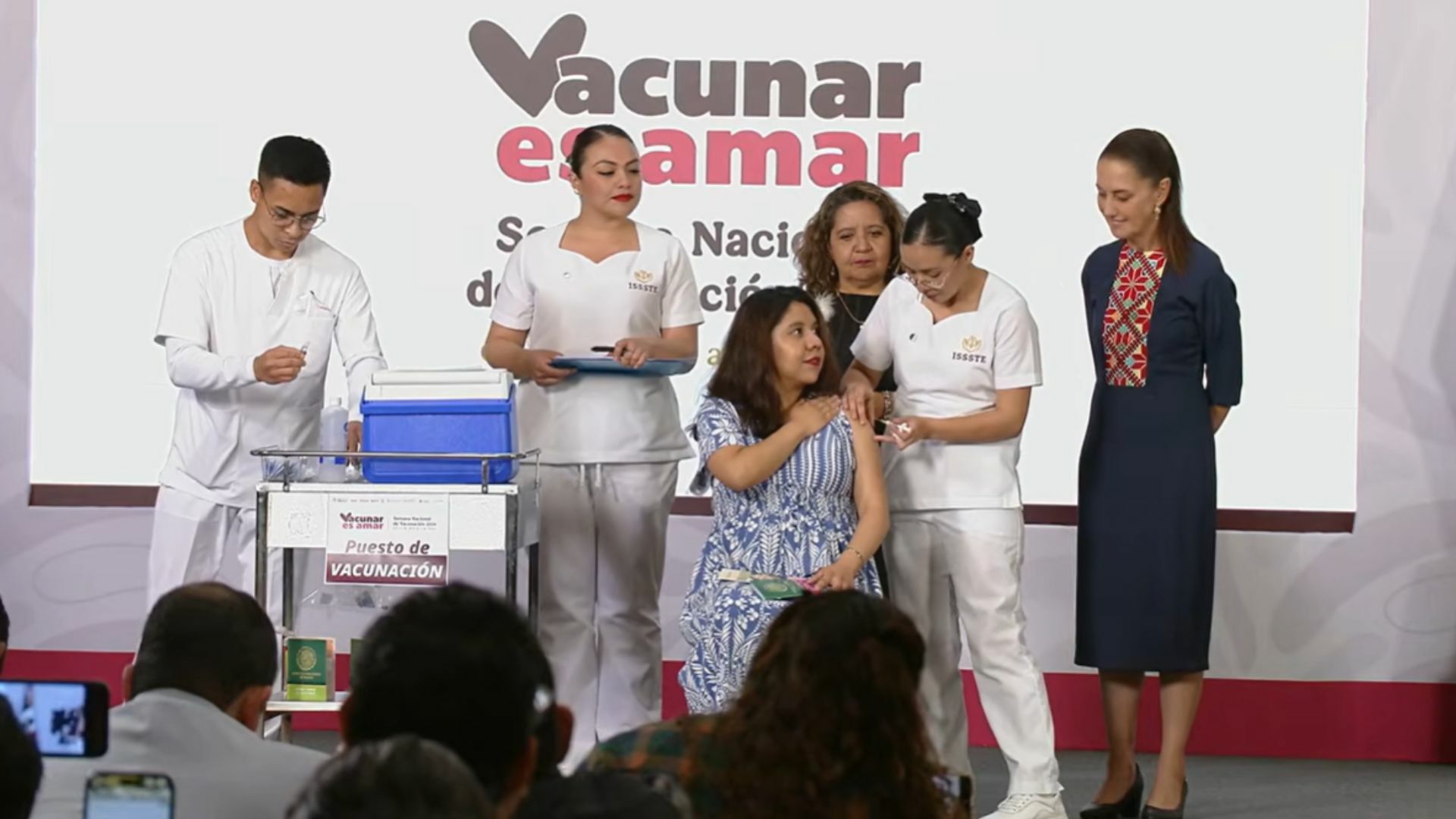 México agrega vacuna contra VSR para embarazadas en esquema de vacunación