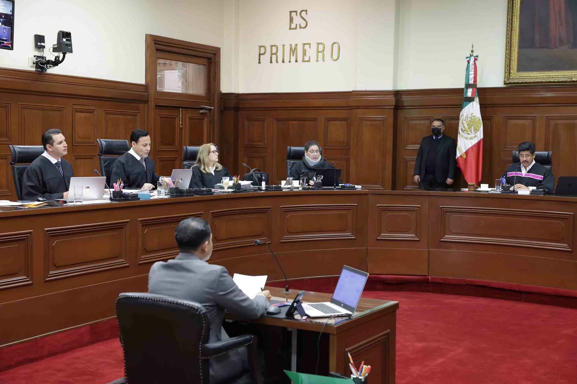 Prórroga Sheinbaum a concesionarios de agua