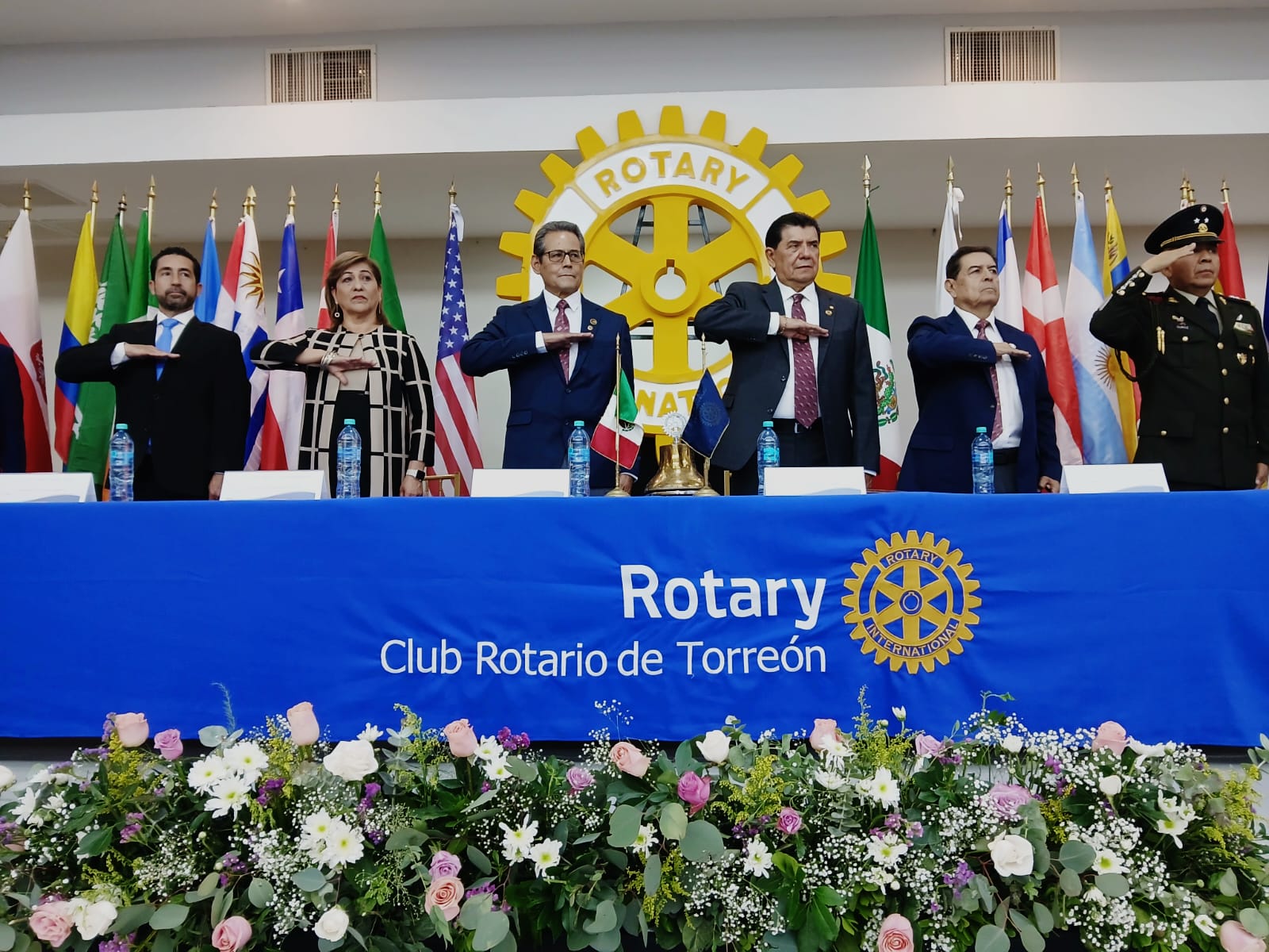 Club Rotario de Torreón renueva dirigencia y presenta resultados