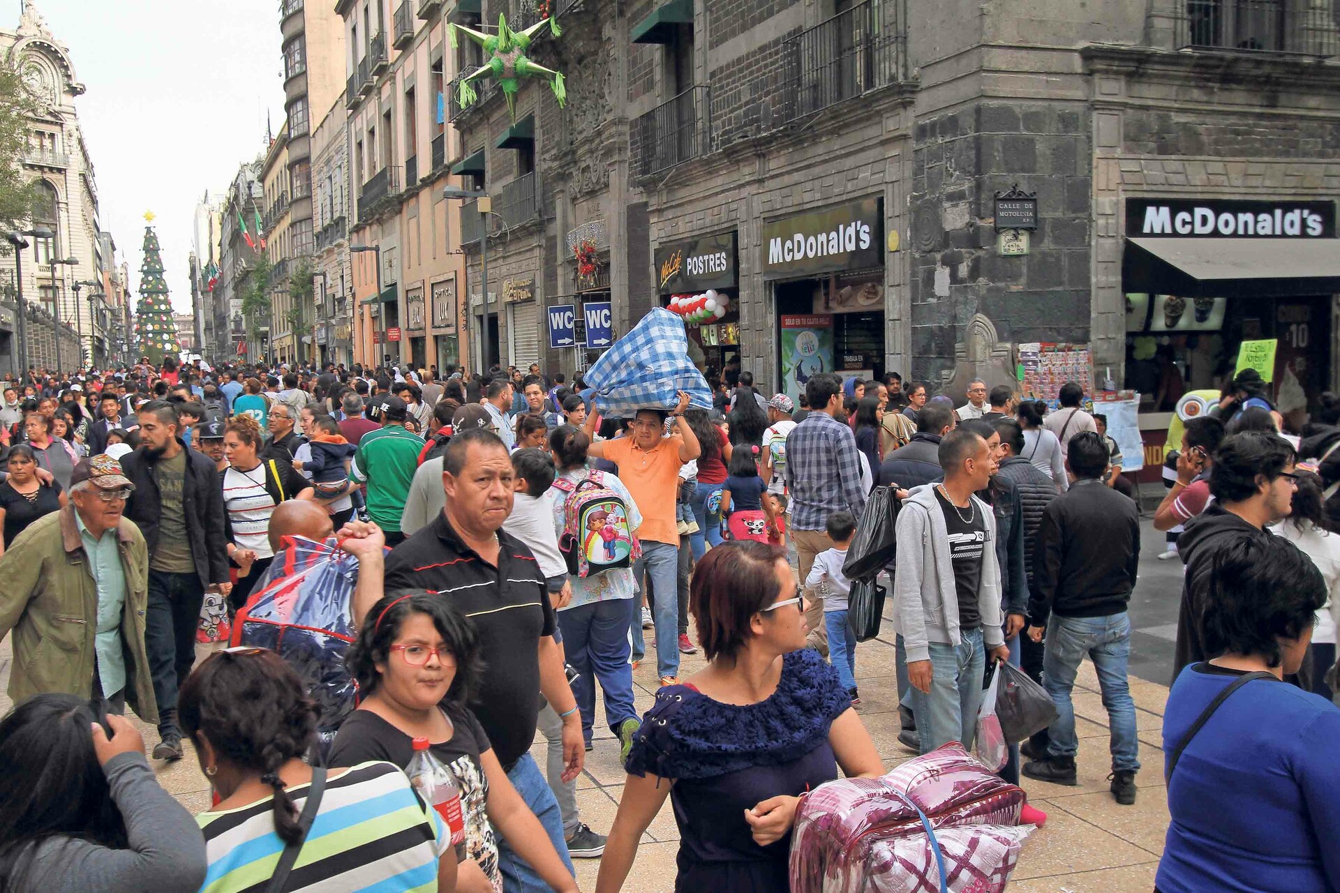 México roza ‘bonos basura’; ven incertidumbre por Paquete Económico