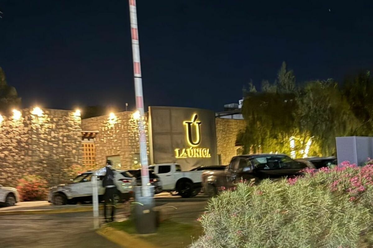 Termina con herida en el cuello tras discusión en estacionamiento de restaurante de Torreón