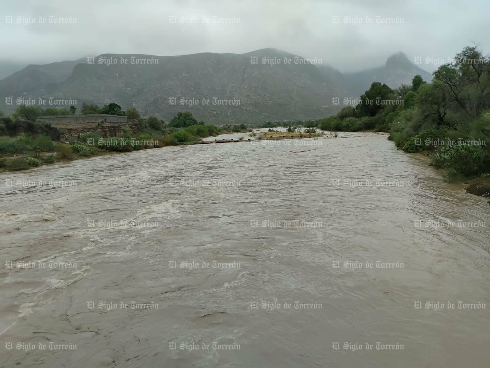 Río Aguanaval registra ligero incremento en su caudal este sábado
