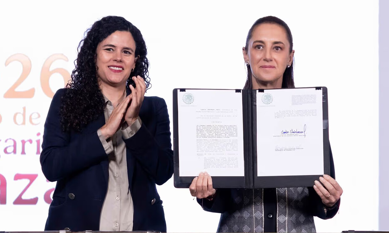 Sheinbaum firma decreto: candidatos deberán tener una sola nacionalidad