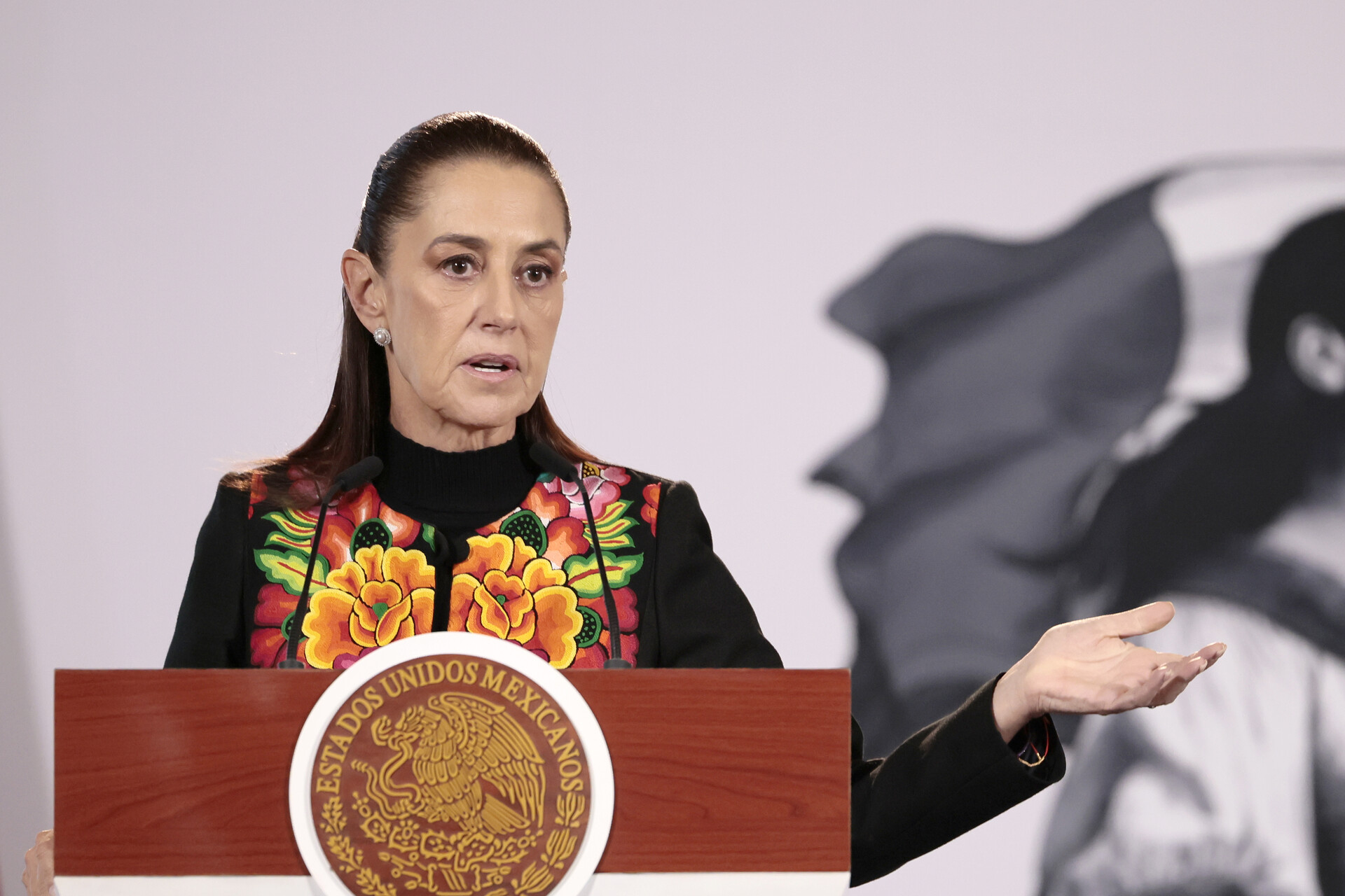 EN VIVO: Mañanera de Claudia Sheinbaum este martes 27 de octubre